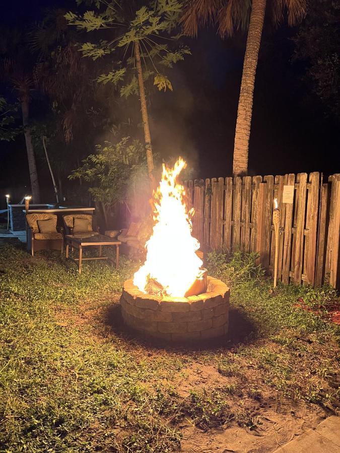 Frontenac Poolside Cocoa Oasis W/ Tiki Bar! 빌라 외부 사진